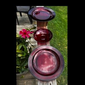Vintage Glcoloc France Ruby Red 2 Plates ( 7.5”) 1 Bowl (5”) GORGEOUS!